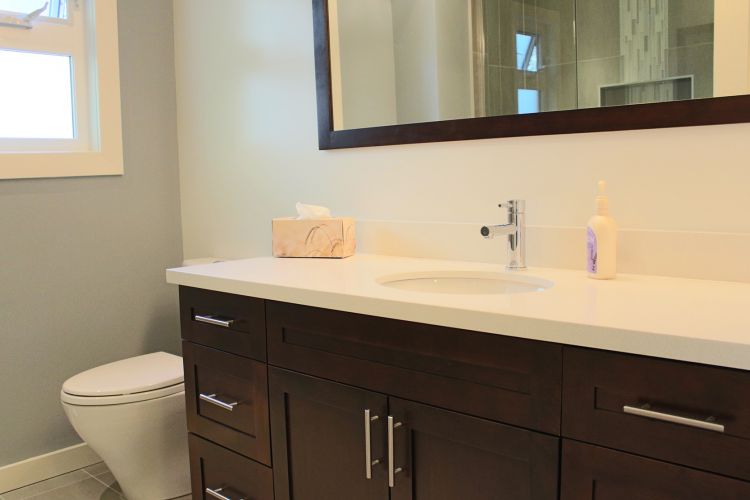 Deep-Cove-Bathroom-Reno-401